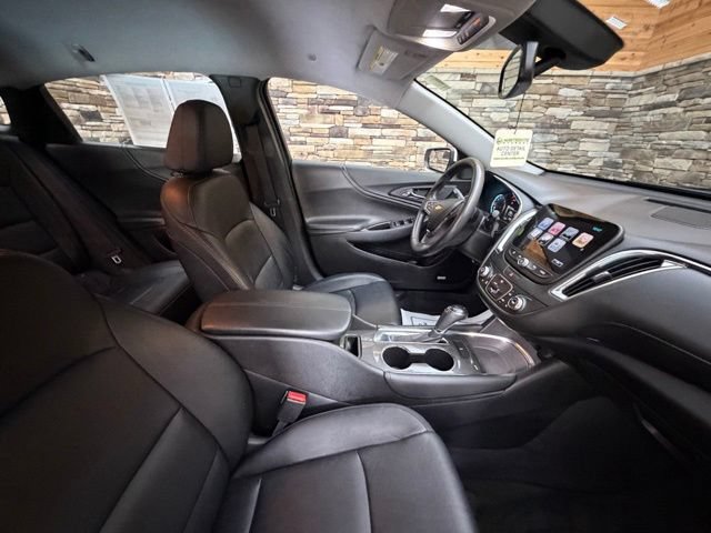 Used 2016 Chevrolet Malibu LT w/ Leather Package FWD image 16
