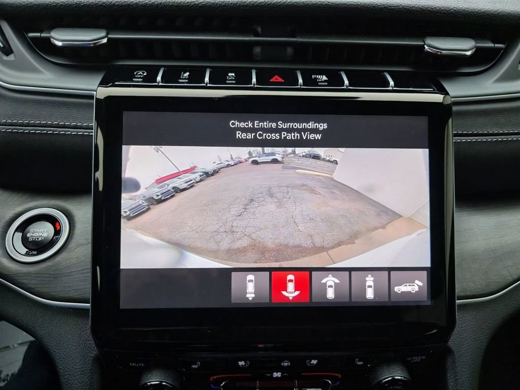 New 2025 Jeep Grand Cherokee Limited w/ Luxury Tech Group II AWD/4WD image 15