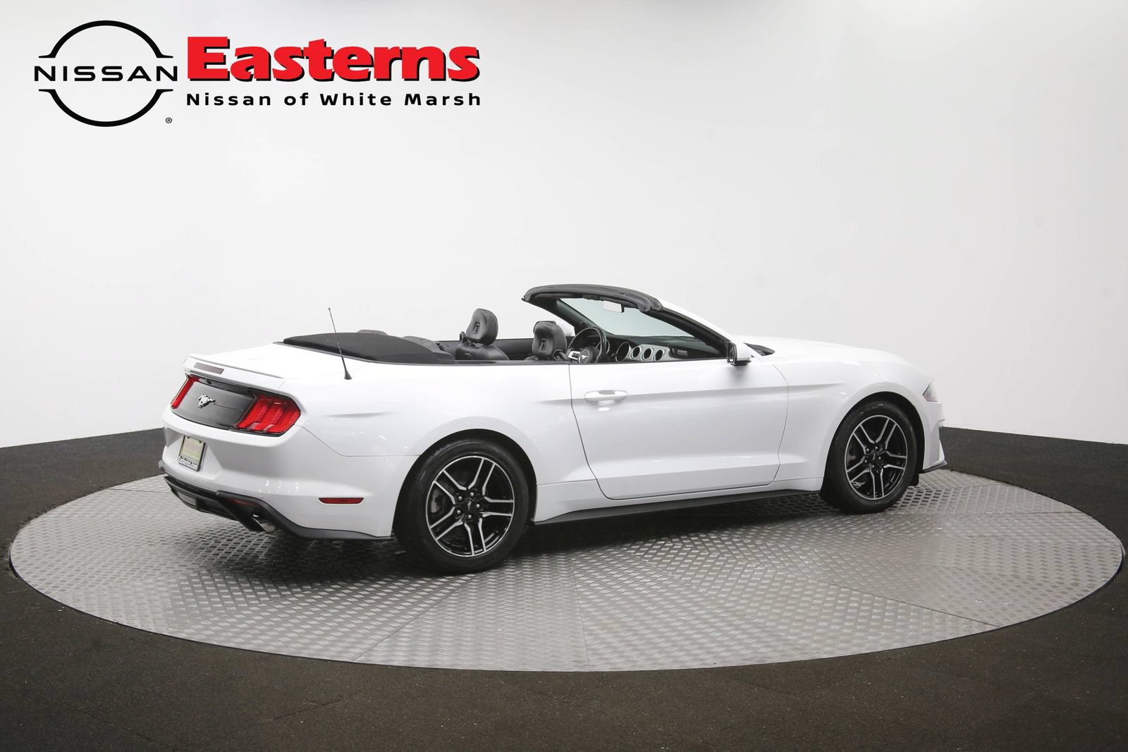 Used 2022 Ford Mustang Premium RWD image 40
