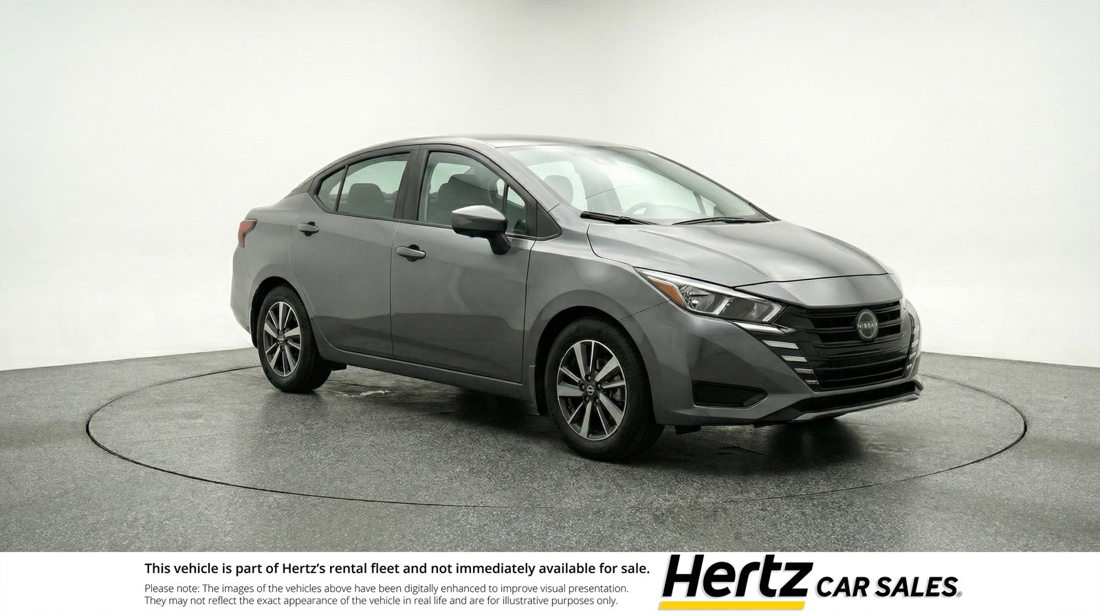 Used 2025 Nissan Versa SV image 1