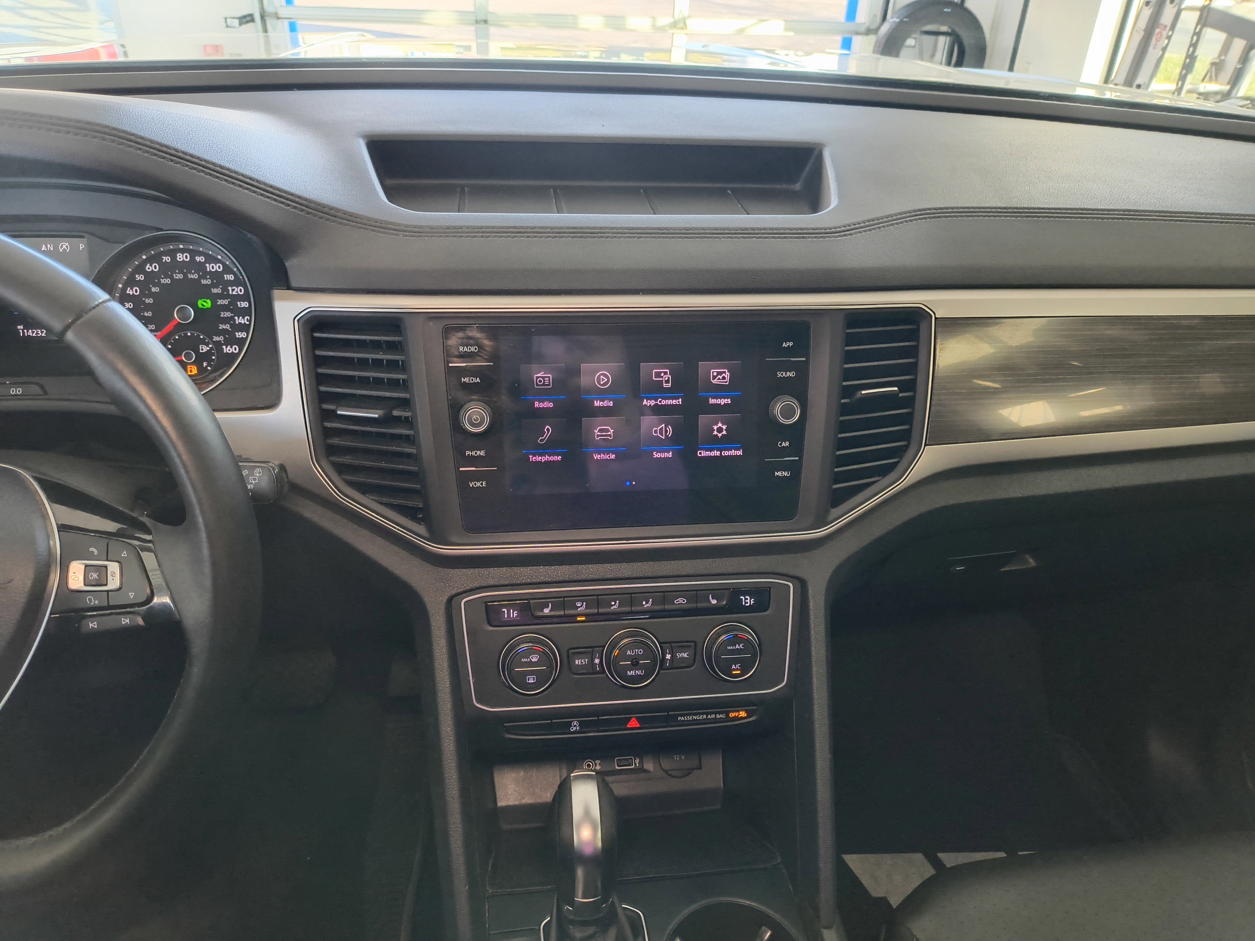 Used 2018 Volkswagen Atlas SE image 13