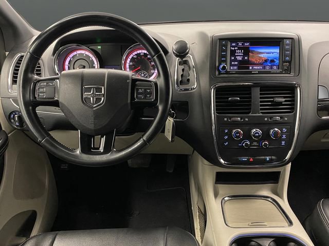 Used 2019 Dodge Grand Caravan SXT image 5