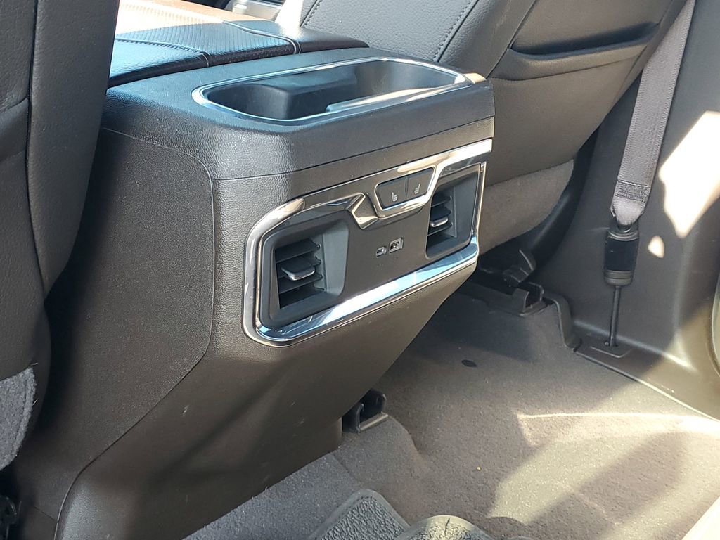 Used 2024 GMC Sierra 1500 Denali w/ Technology Package AWD/4WD image 12