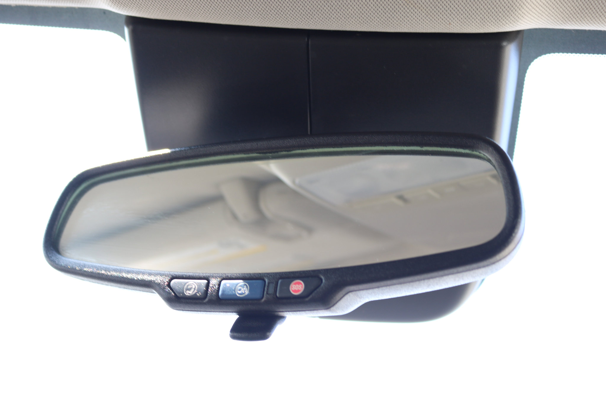 Used 2018 Buick Encore Preferred image 32