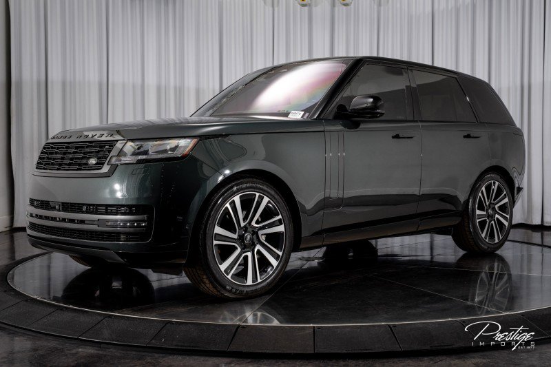 Used 2023 Land Rover Range Rover SE image 5