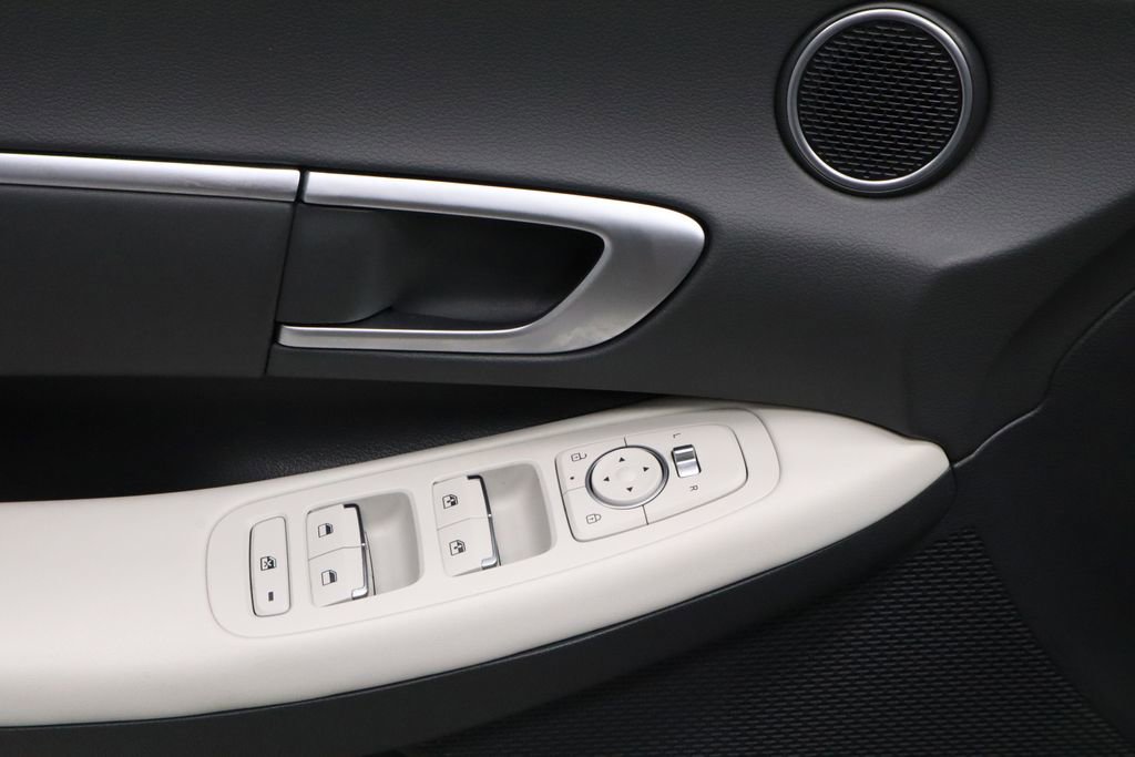Certified 2025 Hyundai Sonata SEL image 23