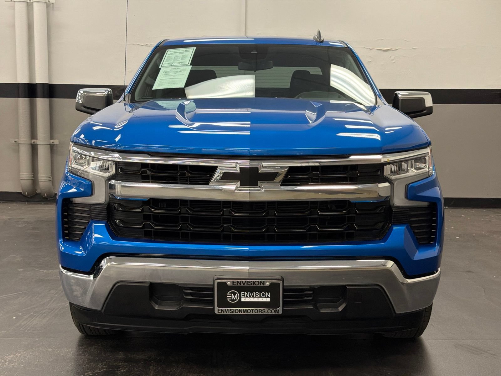 Used 2024 Chevrolet Silverado 1500 LT w/ LPO, Dark Essentials Package RWD image 4