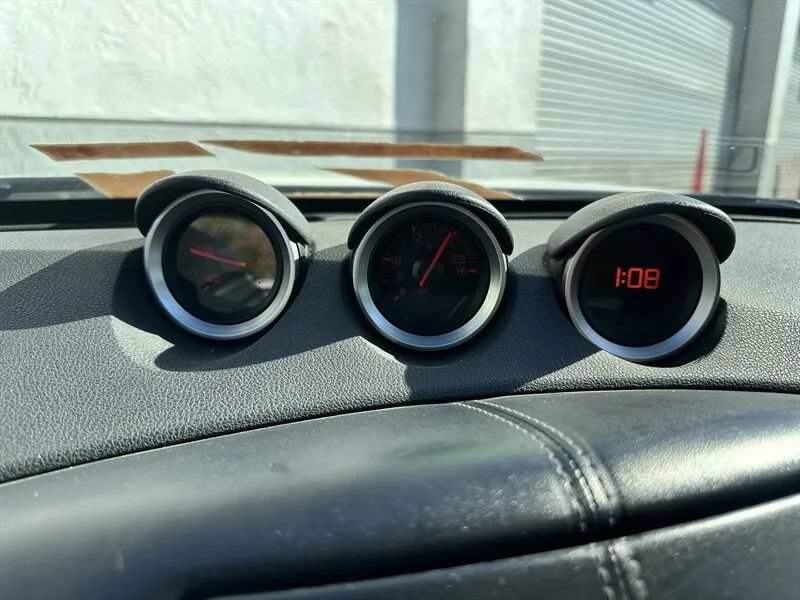 Used 2018 Nissan 370Z Coupe RWD image 28