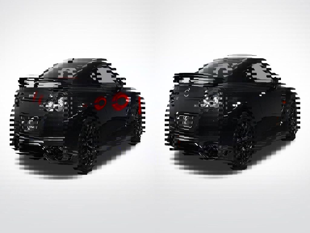 Used 2018 Nissan GT-R Premium w/ Premium Interior Package AWD/4WD image 5