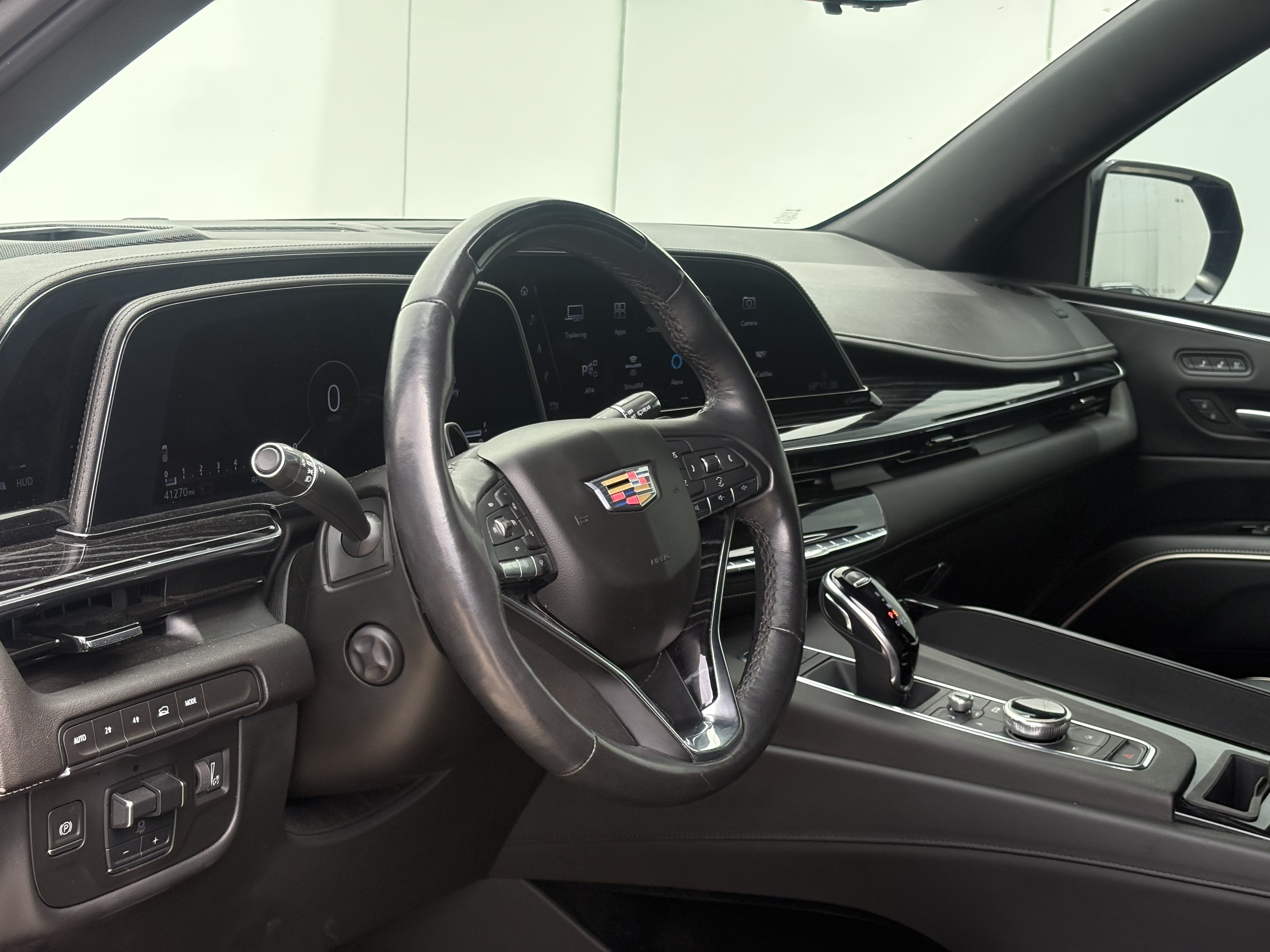 Used 2023 Cadillac Escalade Sport AWD/4WD image 18