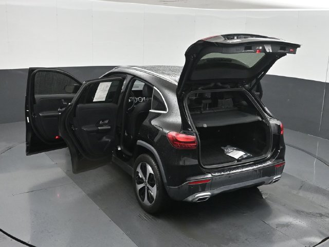 Used 2025 Mercedes-Benz GLA 250 4MATIC image 59