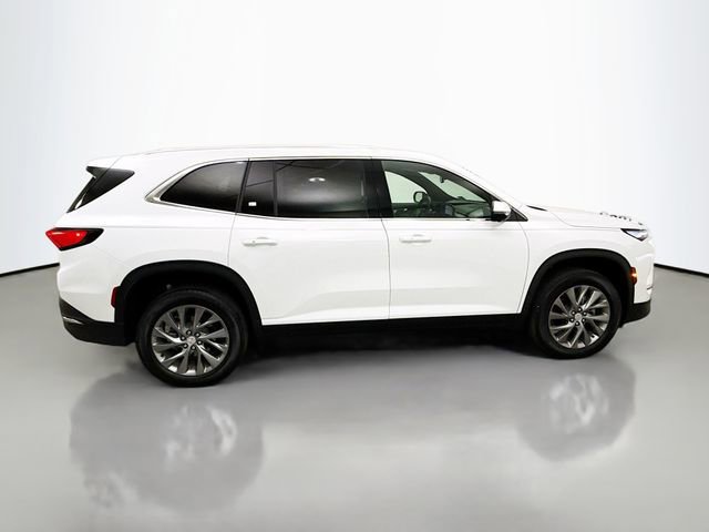Used 2025 Buick Enclave Preferred image 11