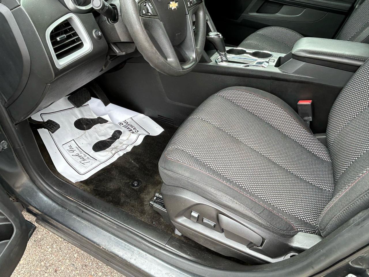 Used 2017 Chevrolet Equinox LS AWD/4WD image 10