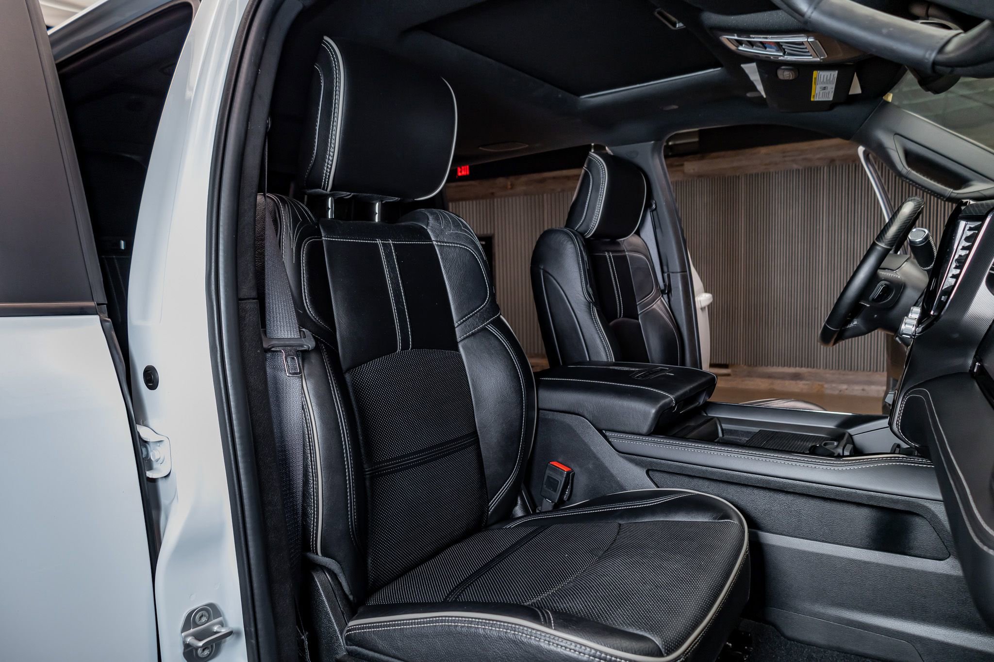 Used 2022 RAM 2500 Limited w/ Night Edition image 27