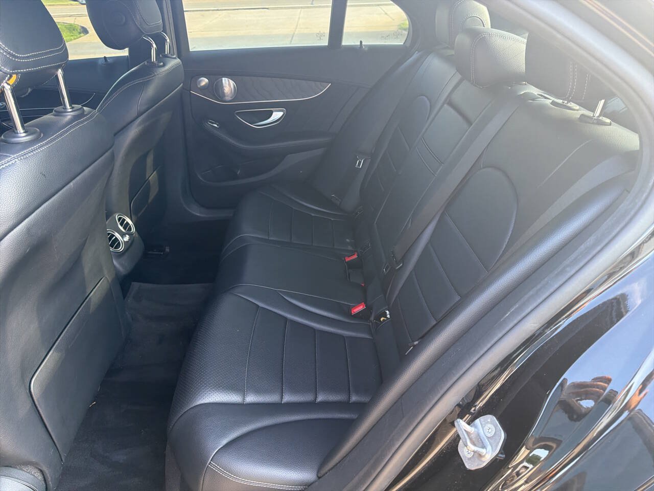 Used 2017 Mercedes-Benz C 300 4MATIC Sedan image 14
