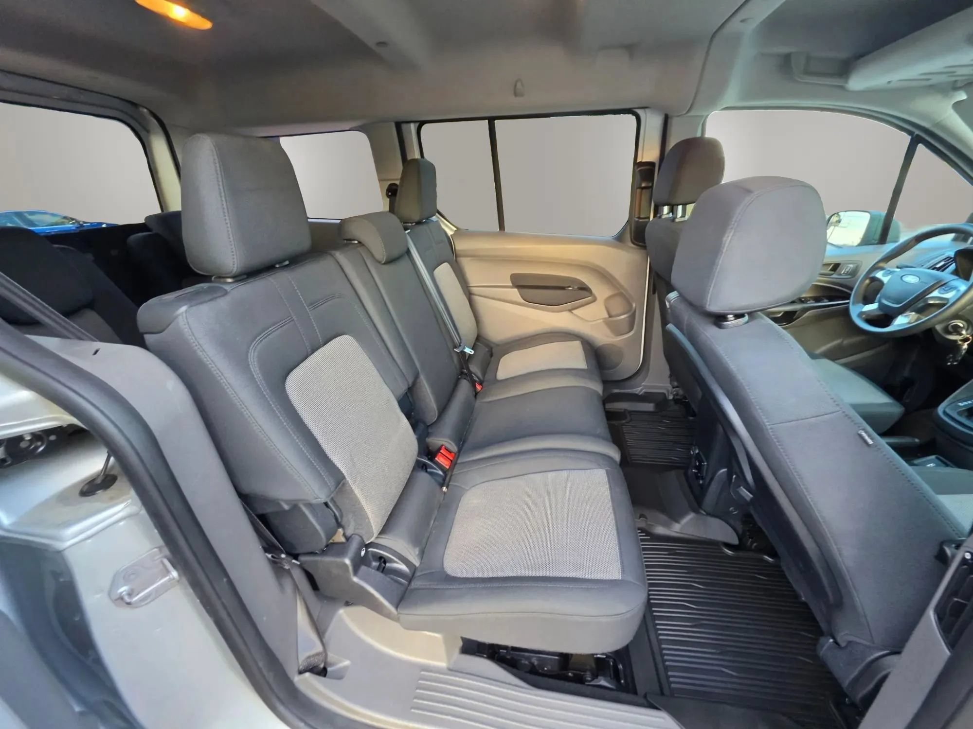 Used 2020 Ford Transit Connect XL FWD image 15