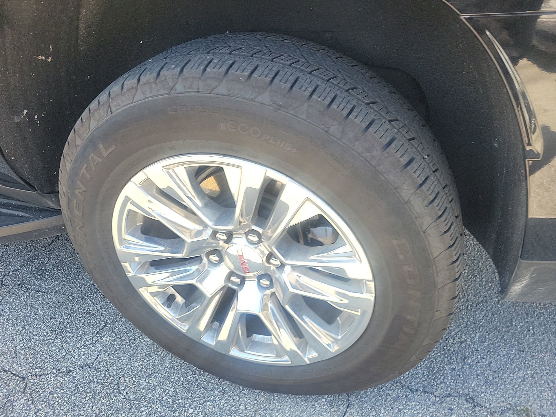 Used 2025 GMC Yukon XL Denali image 20