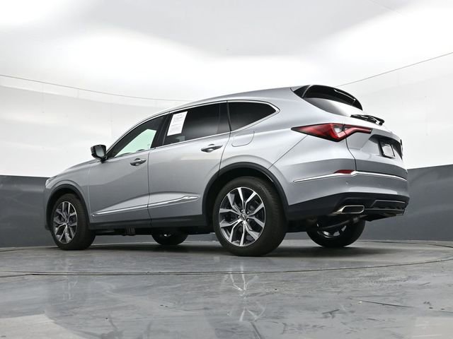 Used 2023 Acura MDX SH-AWD w/ Technology Package image 34