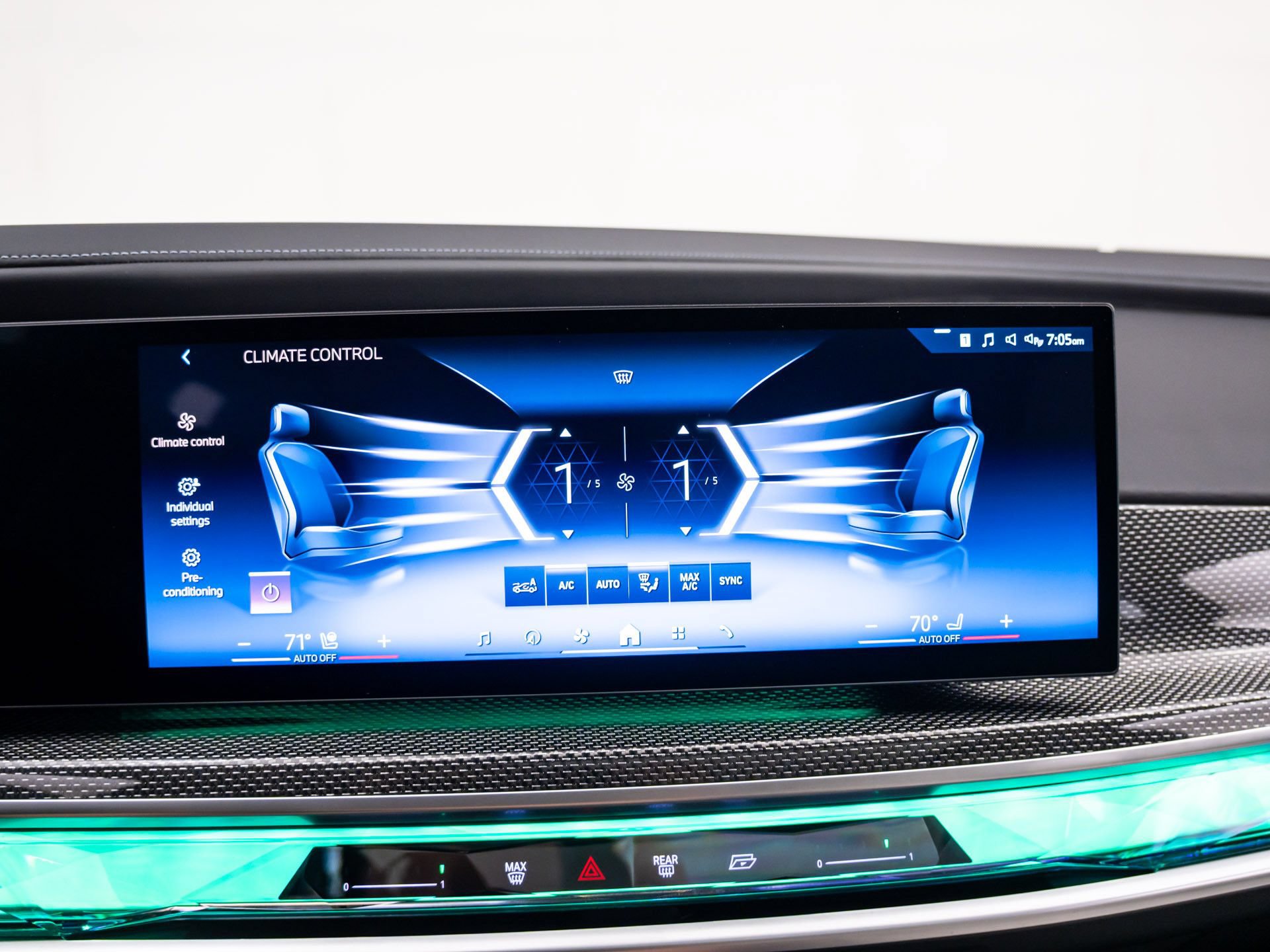 Used 2023 BMW i7 xDrive60 AWD/4WD image 26