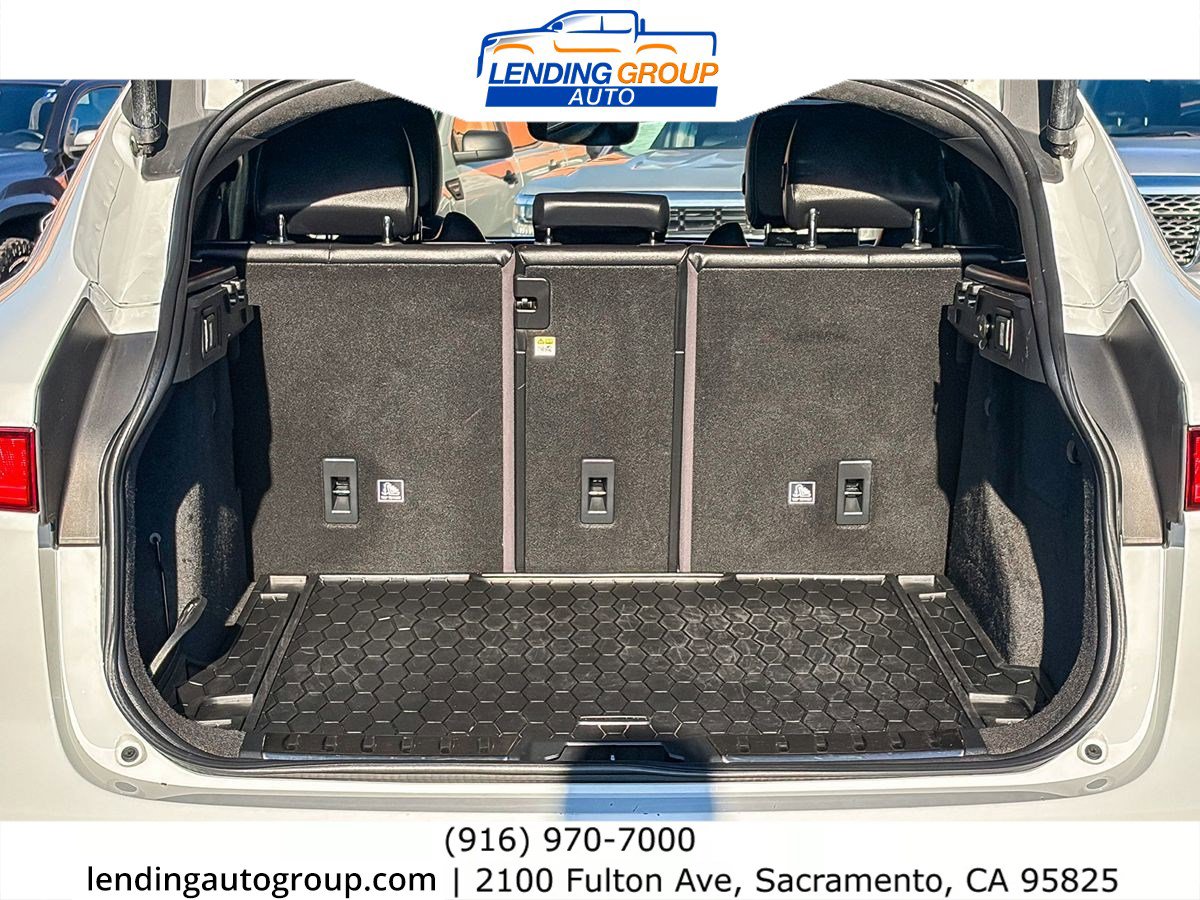 Used 2020 Jaguar F-PACE S image 24