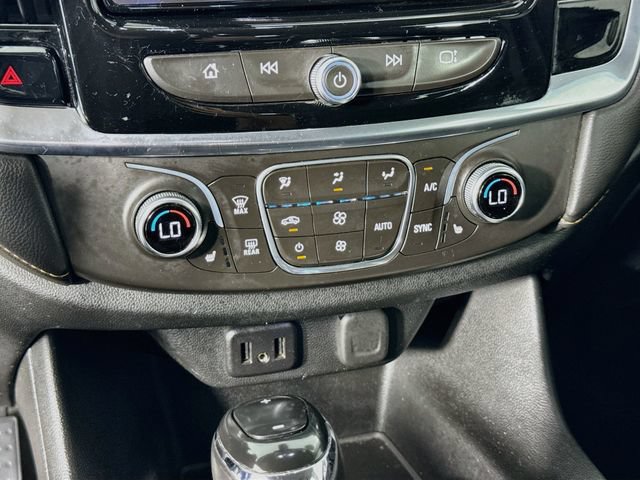 Used 2018 Chevrolet Traverse LT FWD image 17