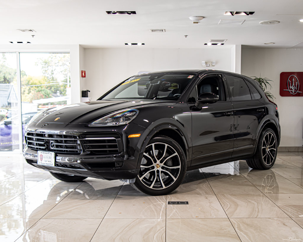 Used 2022 Porsche Cayenne S AWD/4WD image 1