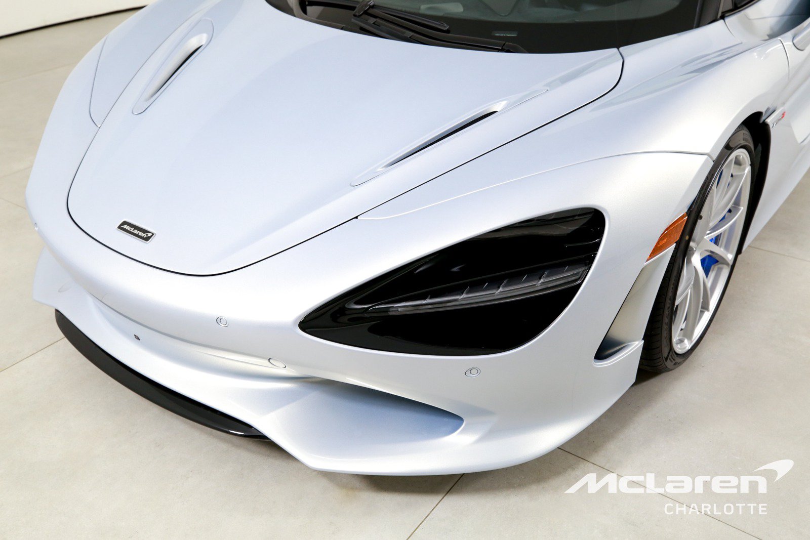 Used 2026 McLaren 750S Spider RWD image 31