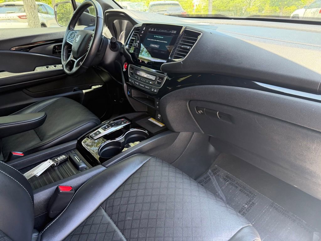 Used 2023 Honda Passport Elite image 11