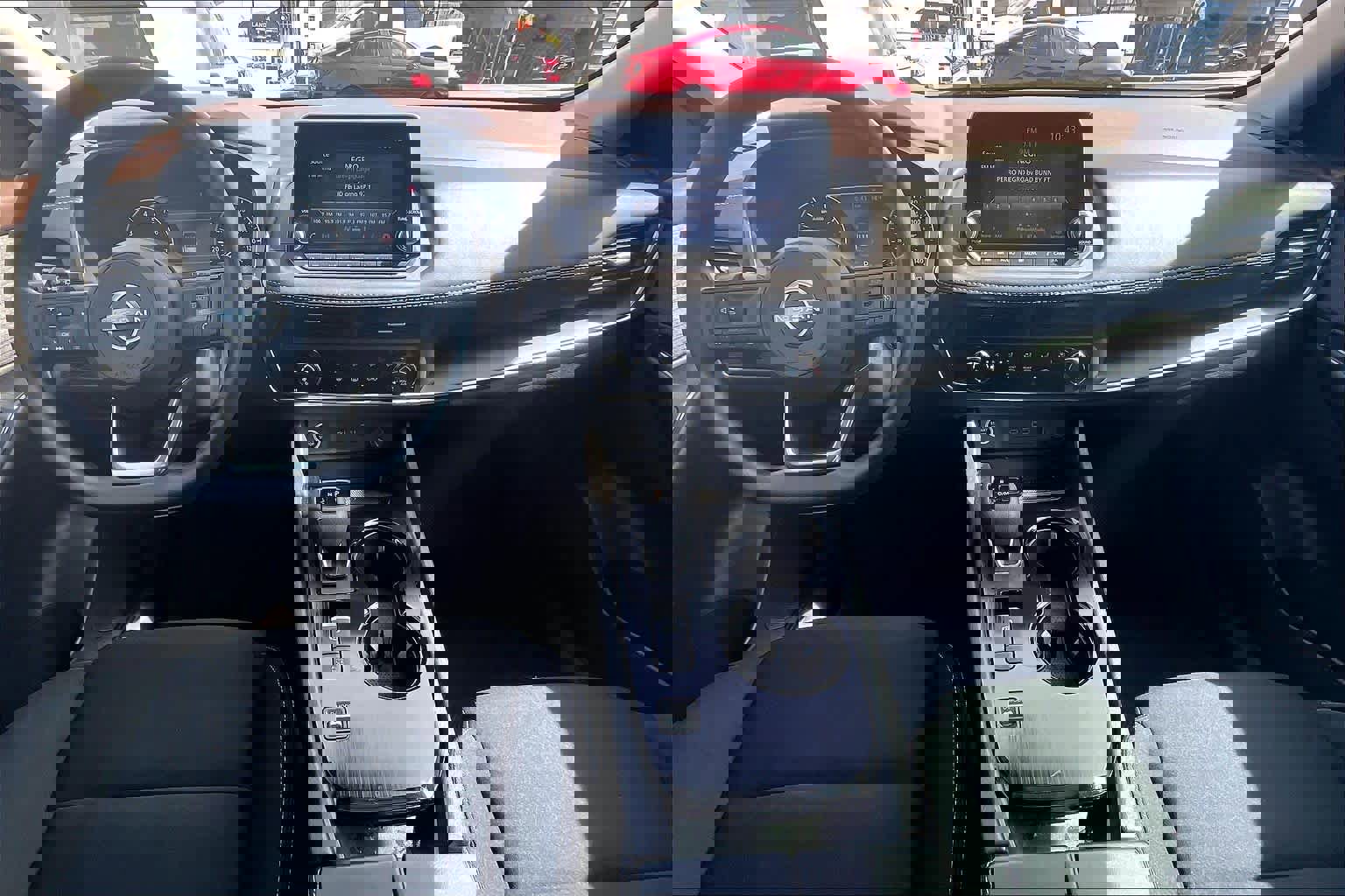 Used 2023 Nissan Rogue S image 16