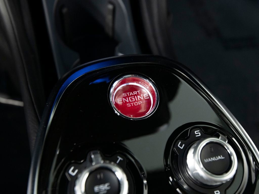 Used 2021 McLaren GT image 23