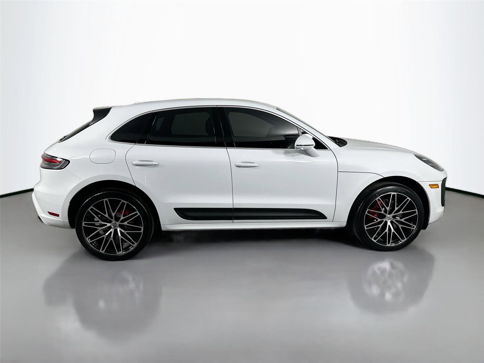 Certified 2026 Porsche Macan S AWD/4WD image 8