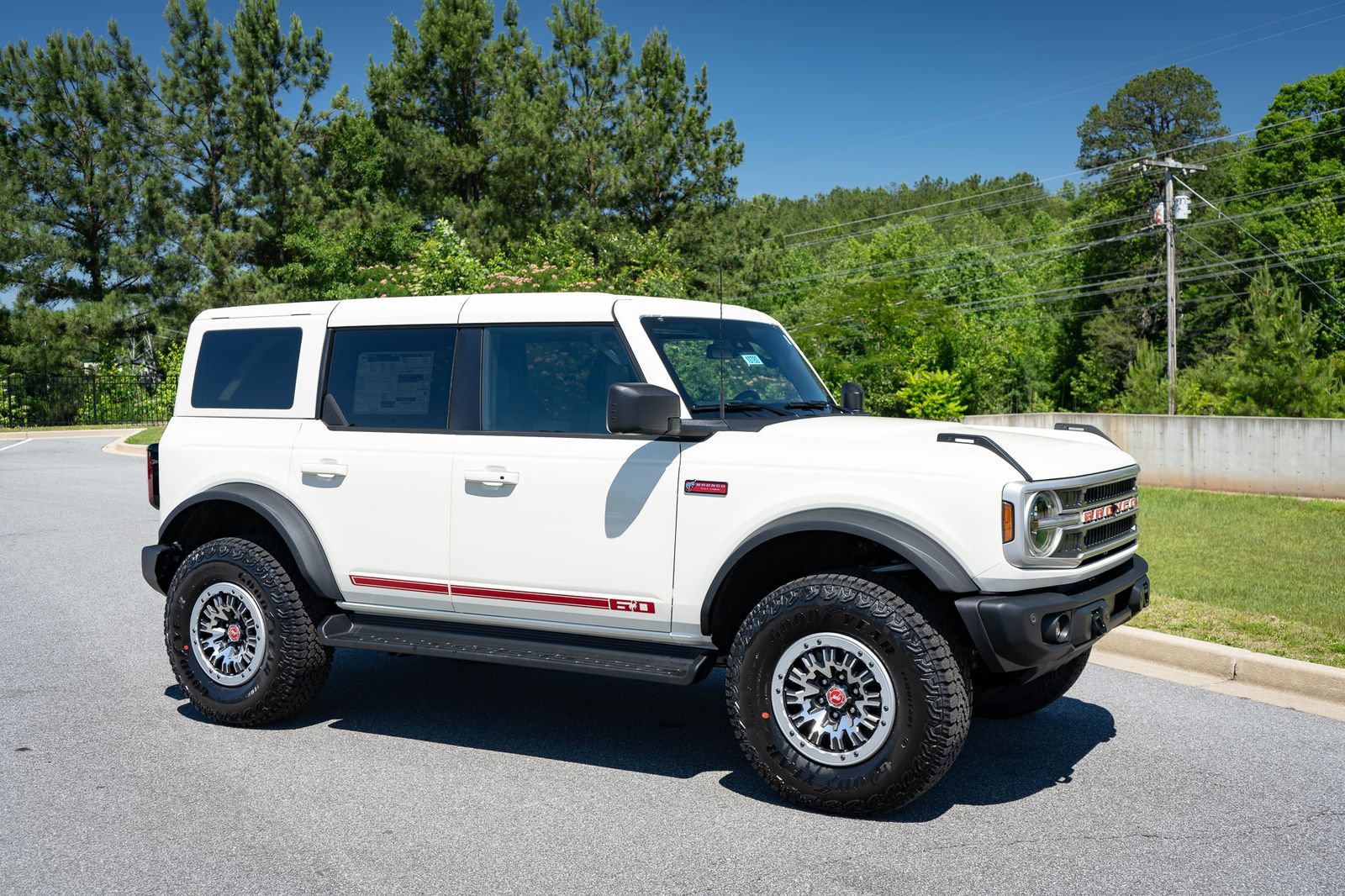 New 2026 Ford Bronco Outer Banks w/ Sasquatch Package AWD/4WD image 23