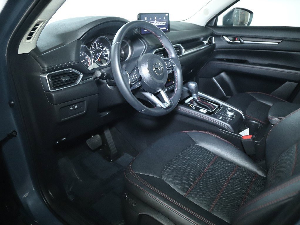 Certified 2023 MAZDA CX-5 Carbon Edition image 17