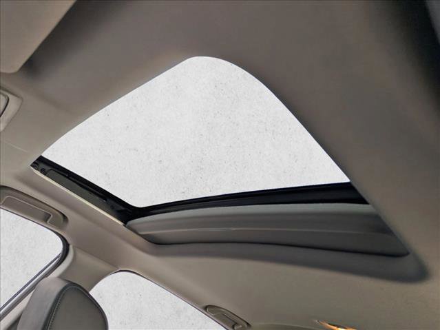 Used 2019 Honda CR-V Touring image 14