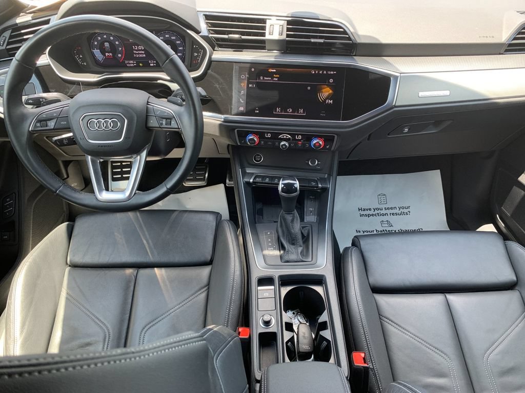 Used 2024 Audi Q3 2.0T Premium Plus AWD/4WD image 16