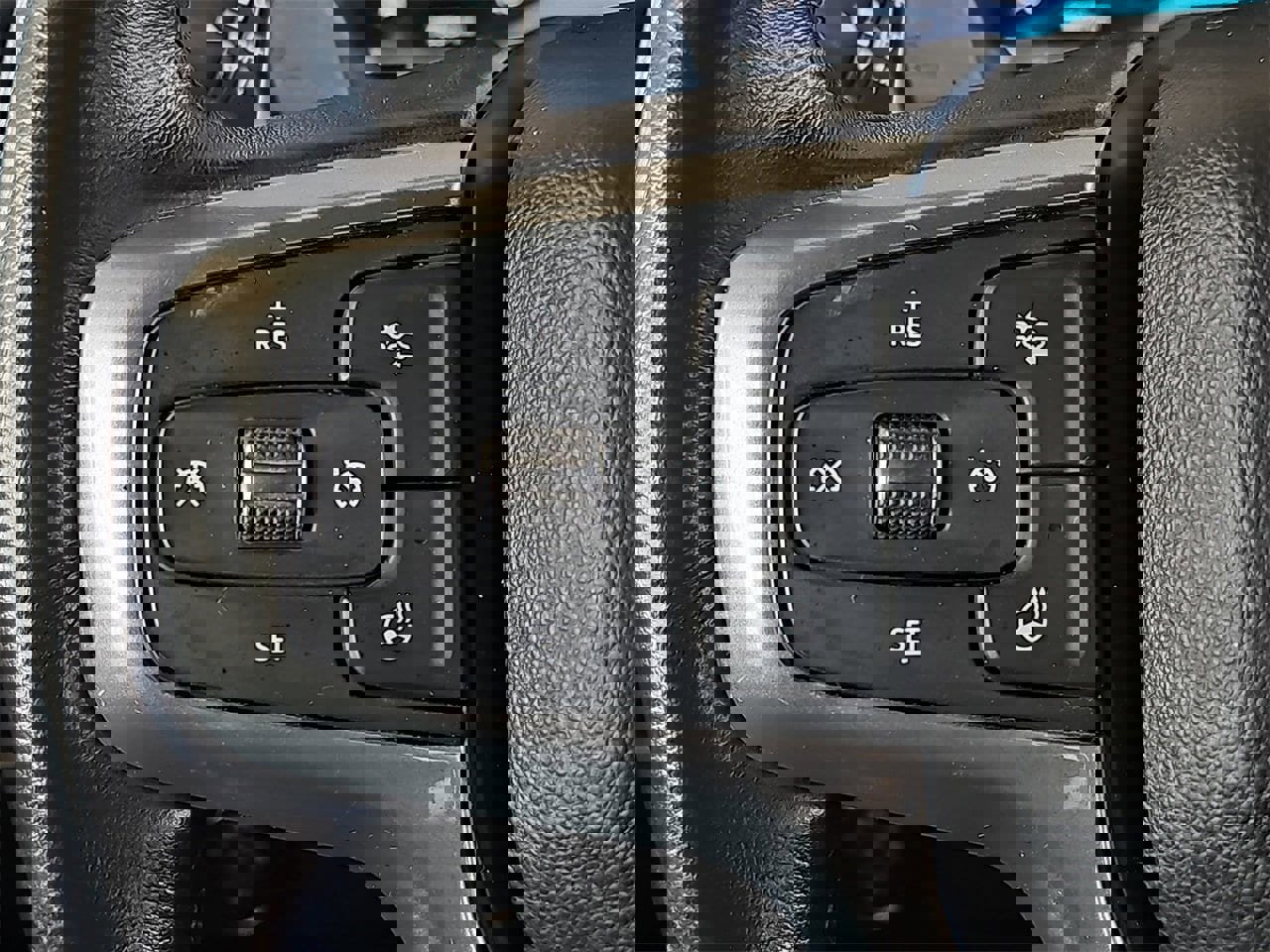 Used 2022 Chevrolet Silverado 1500 LT Trail Boss image 16