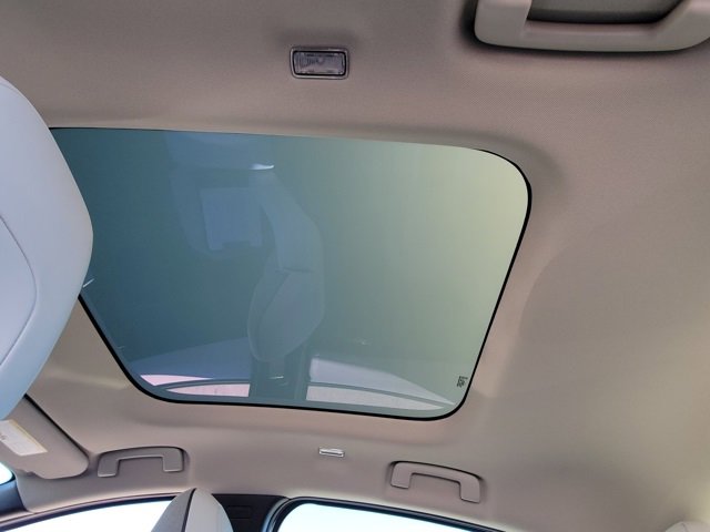 New 2026 Nissan Leaf Platinum+ w/ Cargo Package (Platinum+) image 9