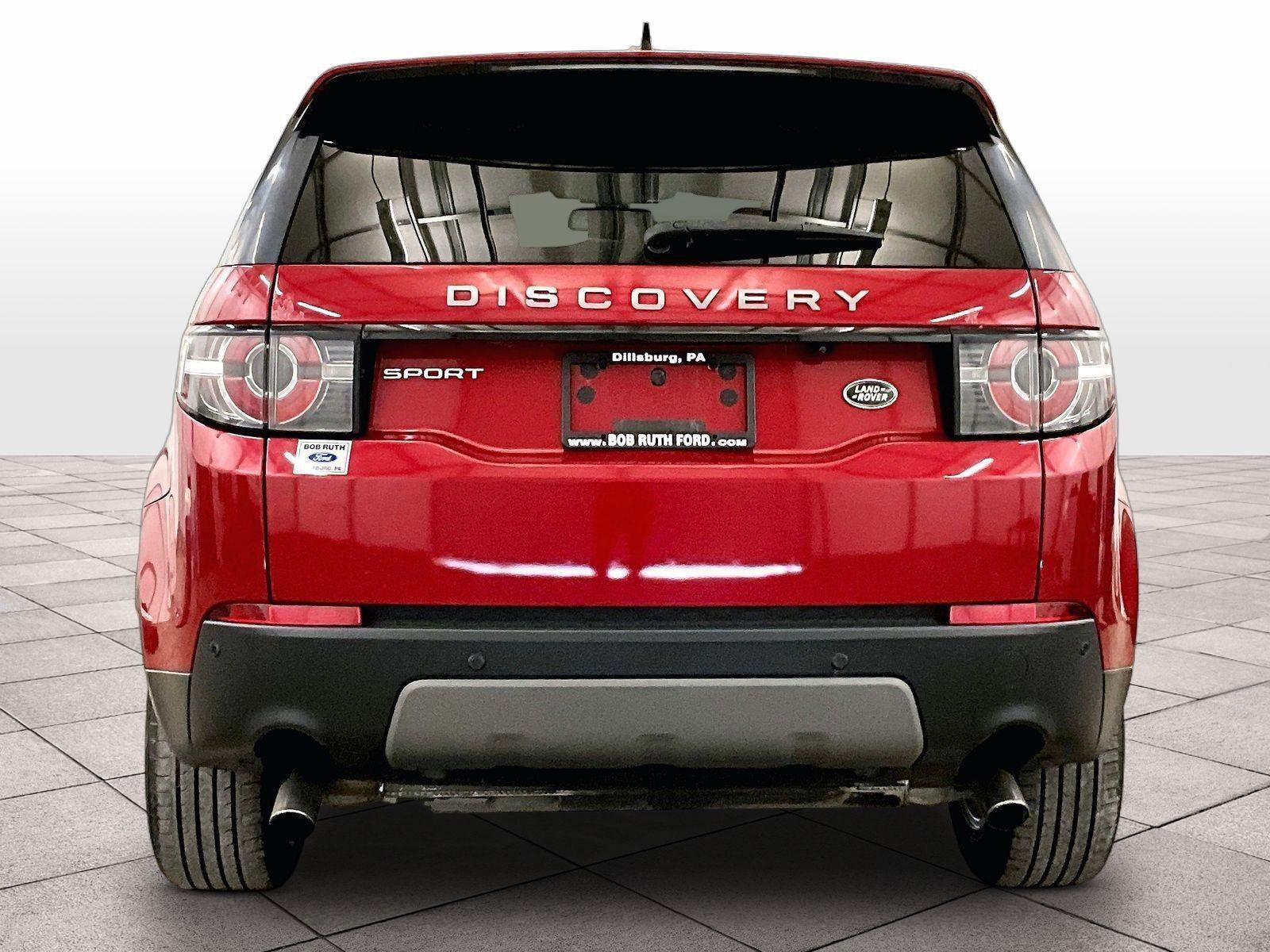 Used 2016 Land Rover Discovery Sport SE image 4