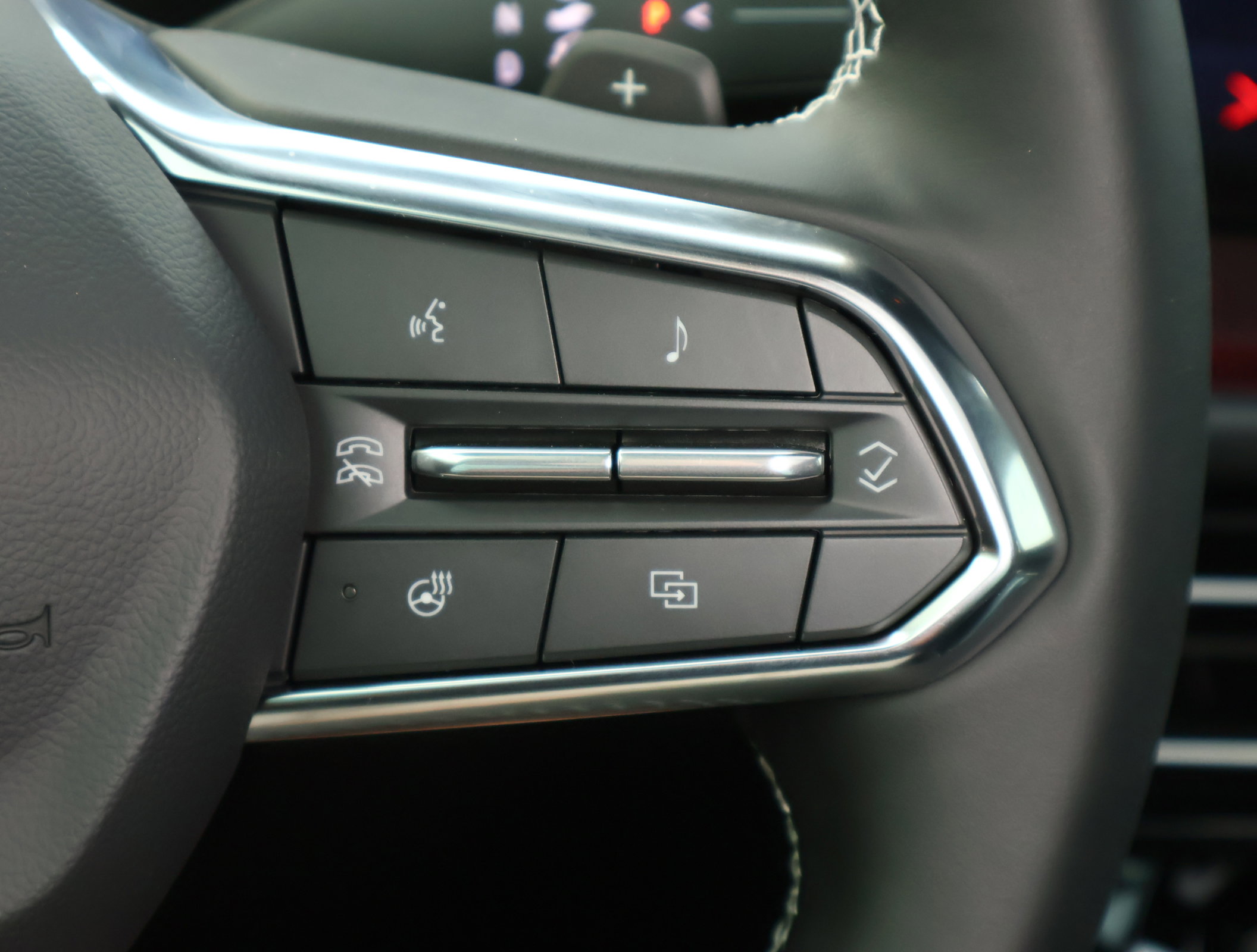 New 2026 Chevrolet Traverse Z71 w/ LPO, Floor Liner Package image 15