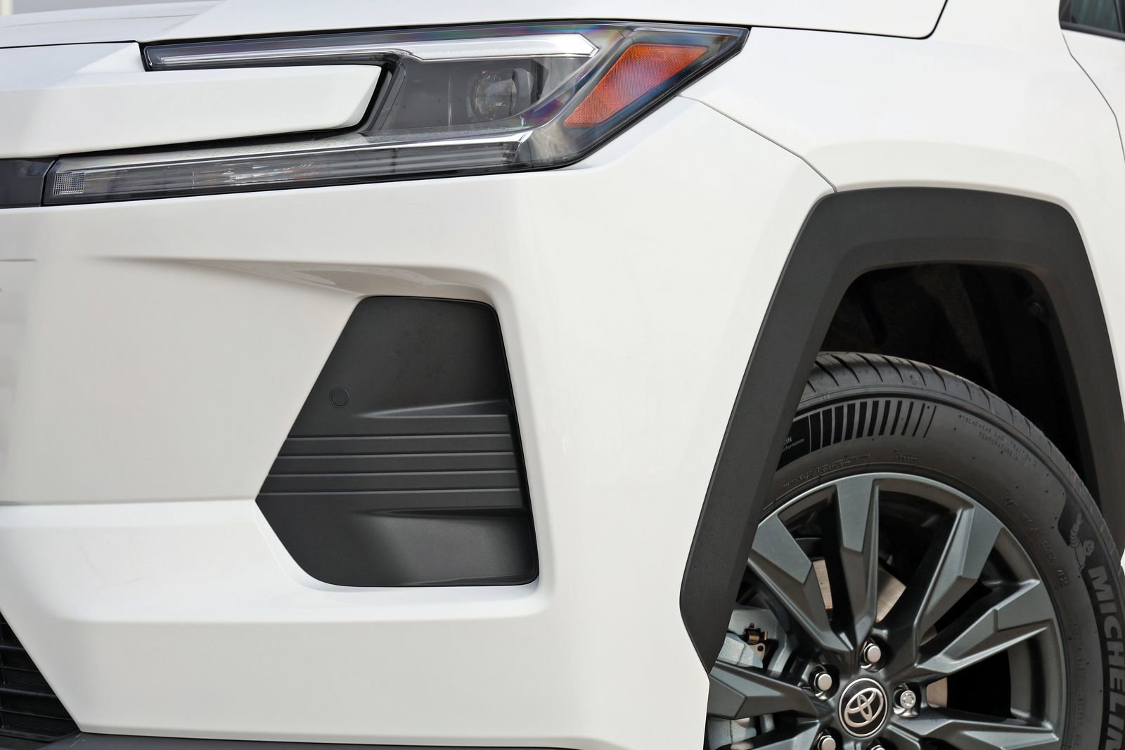 New 2026 Toyota RAV4 XLE Premium image 10