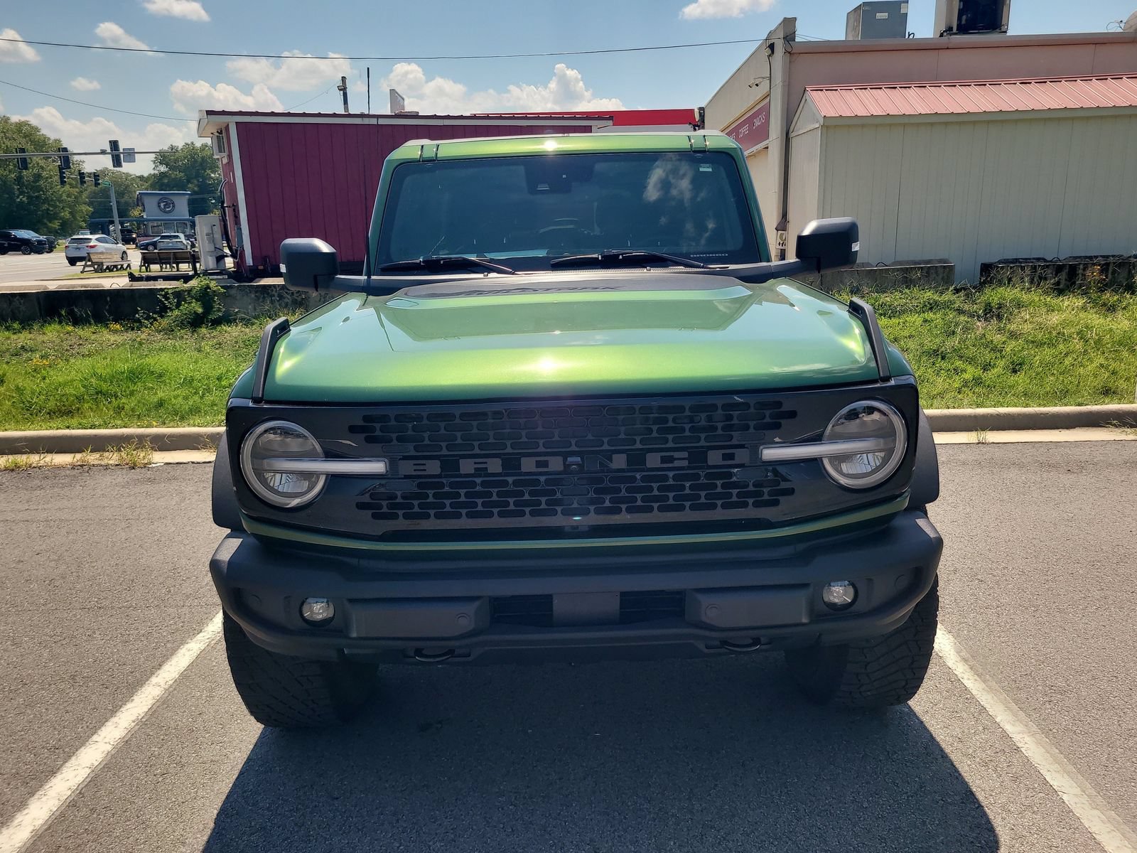 Used 2022 Ford Bronco Wildtrak AWD/4WD image 2