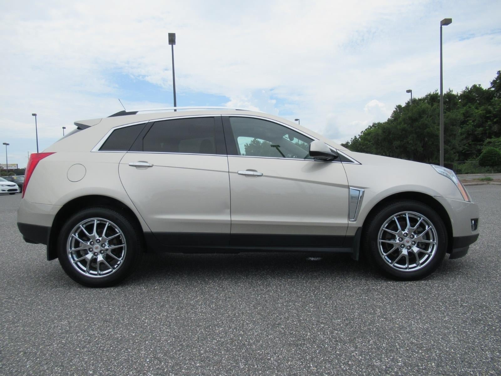Used 2013 Cadillac SRX Performance w/ Driver Awareness Package FWD image 2