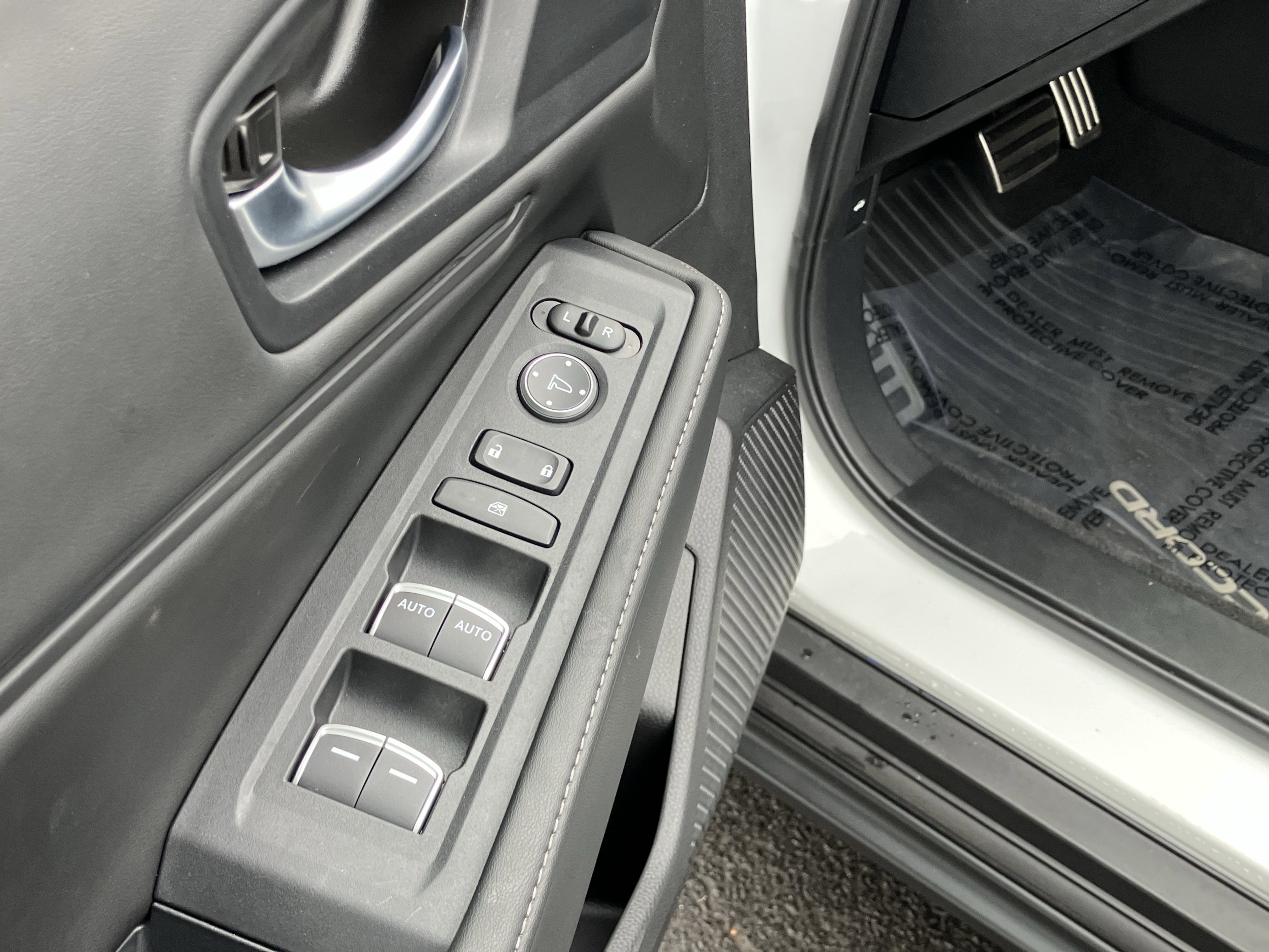 Used 2025 Honda Accord Sport image 15