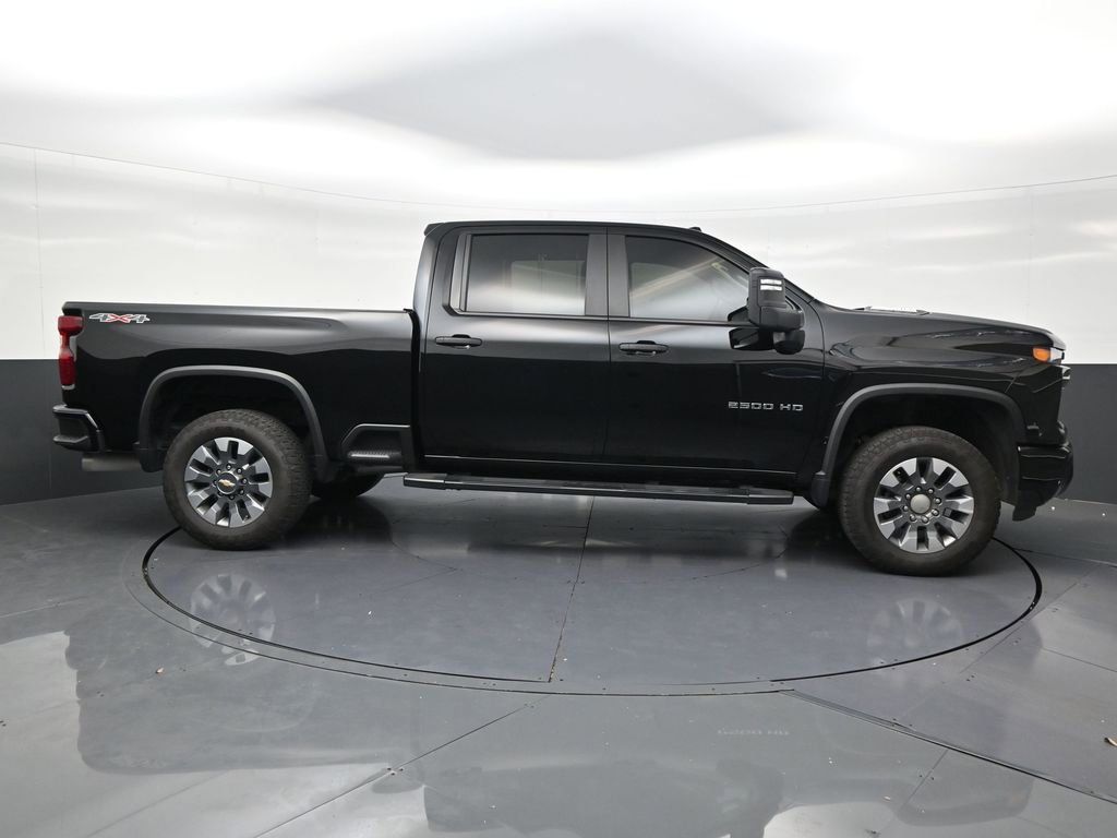 Used 2025 Chevrolet Silverado 2500 Custom w/ Custom Value Package AWD/4WD image 6