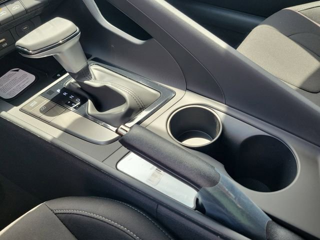 New 2026 Hyundai Elantra Sport FWD image 16
