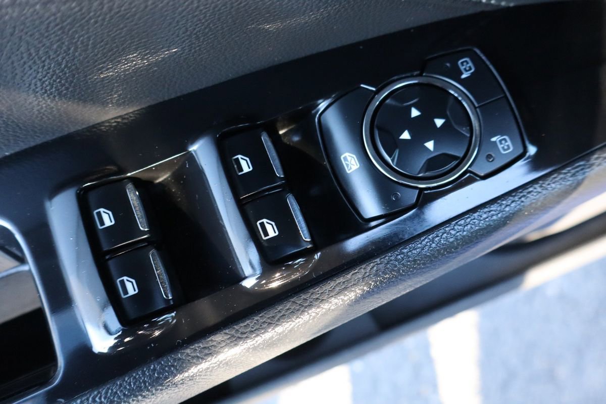 Used 2014 Ford Fusion Energi Titanium w/ Driver Assist Package image 27