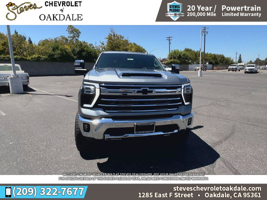 New 2026 Chevrolet Silverado 2500 LTZ w/ LTZ Premium Package AWD/4WD image 4