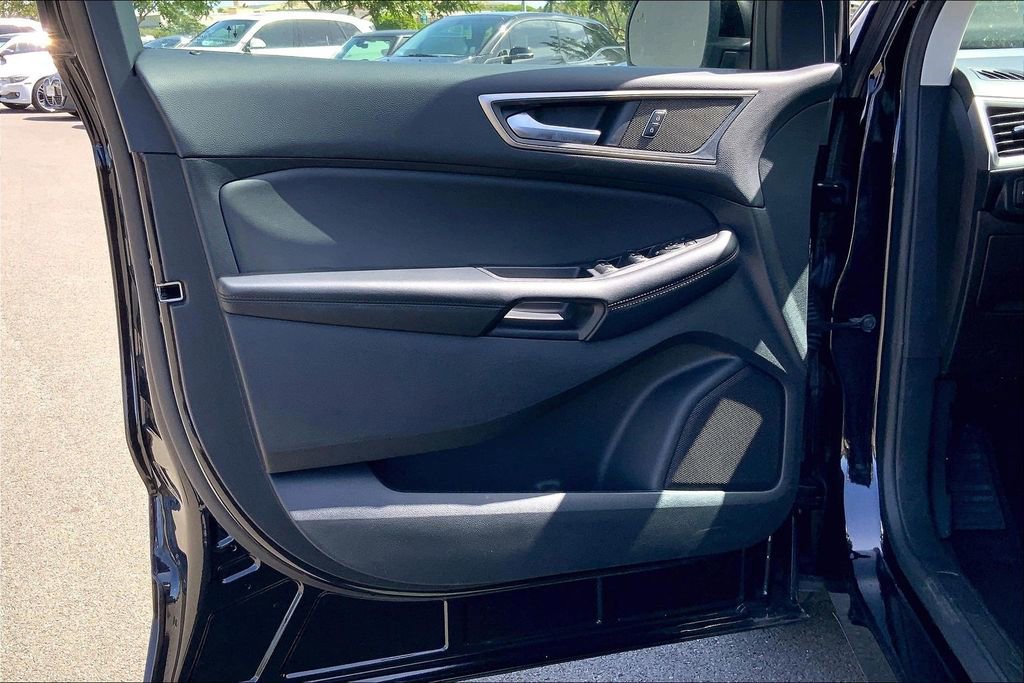 Used 2022 Ford Edge SEL w/ Convenience Package image 22
