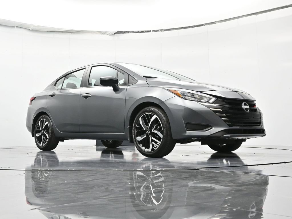 New 2025 Nissan Versa SR w/ Trunk Package FWD image 45