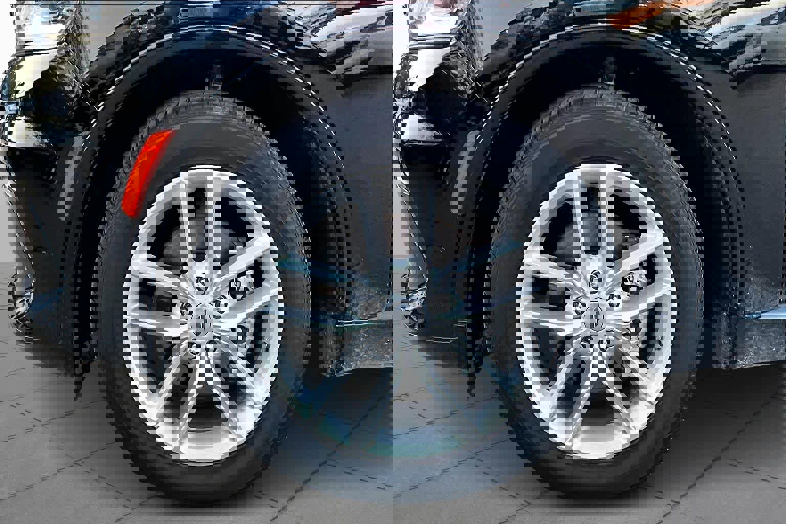 Used 2022 Dodge Durango GT image 11